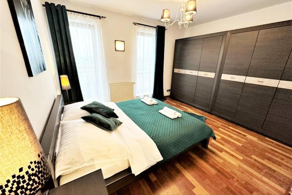 Exclusive Penthouse Near Citycenter 120M2 +Netflix Krakov Exteriér fotografie