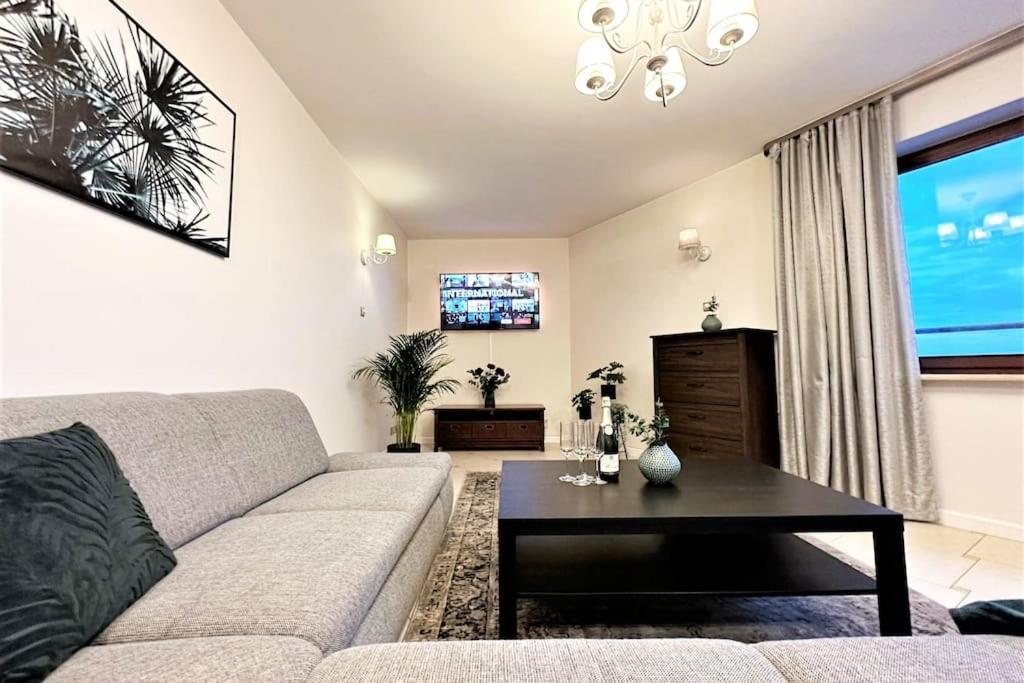 Exclusive Penthouse Near Citycenter 120M2 +Netflix Krakov Exteriér fotografie